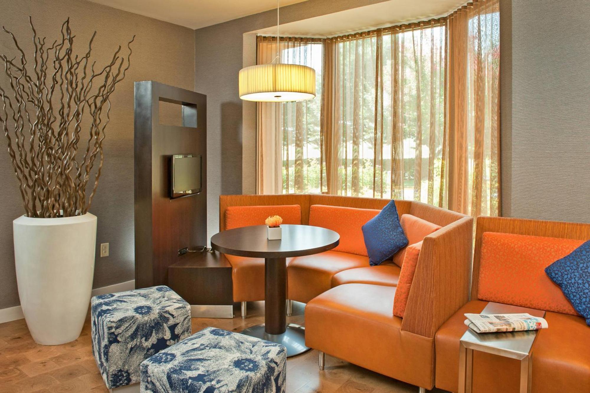Hotel Courtyard By Marriott Frederick Restaurace fotografie